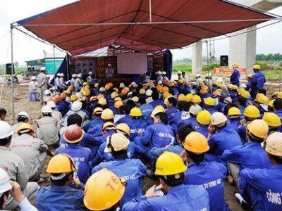 An toàn lao động để cho người lao động yên tâm công tác làm việc