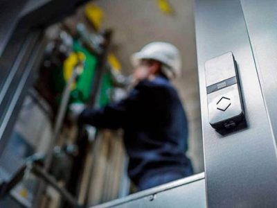 Phí bảo trì thang máy chung cư có bắt buộc đóng riêng không? Quy định mới và cách sử dụng đúng