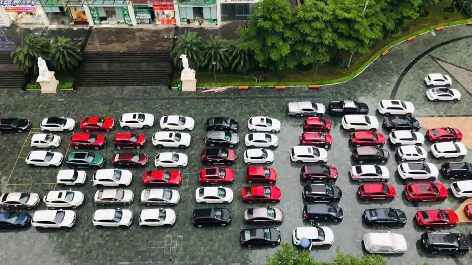 Phân biệt phí giữ xe trong hầm chung cư và bãi xe ngoài trời